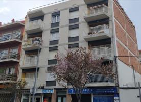PISO CÉNTRICO PARA REFORMAR A LA VENTA EN ROSES, GIRONA photo 0