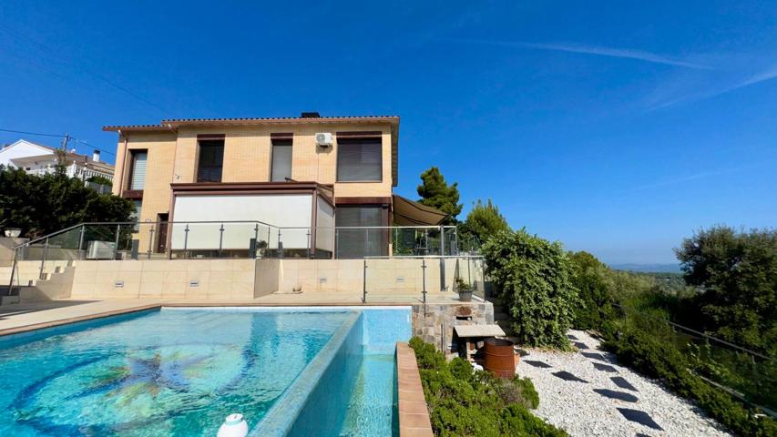 ESPECTACULAR CHALET CON VISTAS PANORÁMICAS AL MAR, PISCINA INFINITY Y DISEÑO MINIMALISTA A LA VENTA EN PALAFOLLS photo 0
