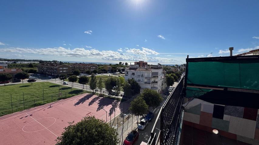 ÁTICO SIN ASCENSOR CON TERRAZA Y VISTAS AL MAR A LA VENTA EN PINEDA DE MAR photo 0