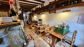 RESTAURANTE ESQUINERO EN ALQUILER CON 191,5m2 DE TERRAZAS EN CALELLA photo 0