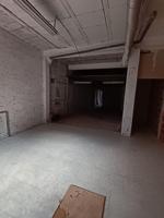 LOCAL DE 100 M2 A LA VENTA EN PINEDA DE MAR CON ALTILLOS Y POSIBILIDAD DE CAMBIO DE USO photo 0