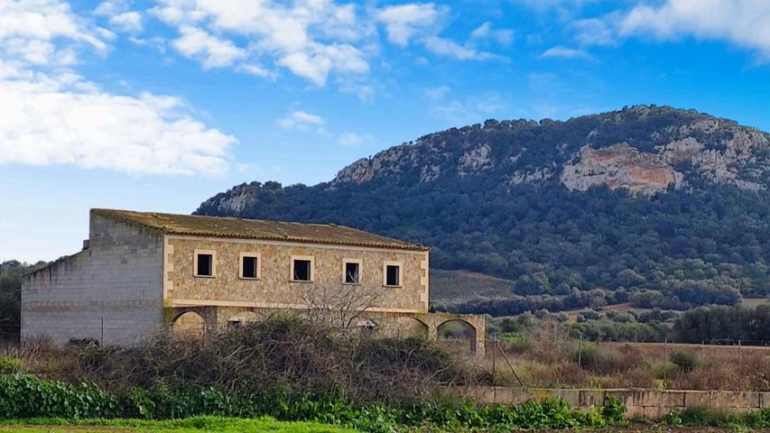 OPORTUNIDAD PARA INVERTIR! SE VENDE FINCA RUSTICA CON EDIFICIO EN CONSTRUCCIÓN EN SANT JOAN photo 0