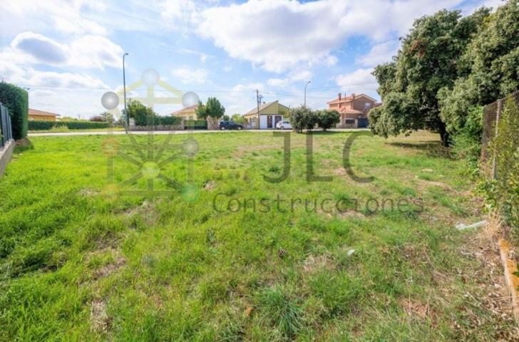 Terreno Urbanizable En venta en Mesones, El Casar photo 0