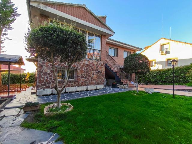 PRECIOSA VIVIENDA CON VISTAS EN EL COTO POR 354.000€ photo 0