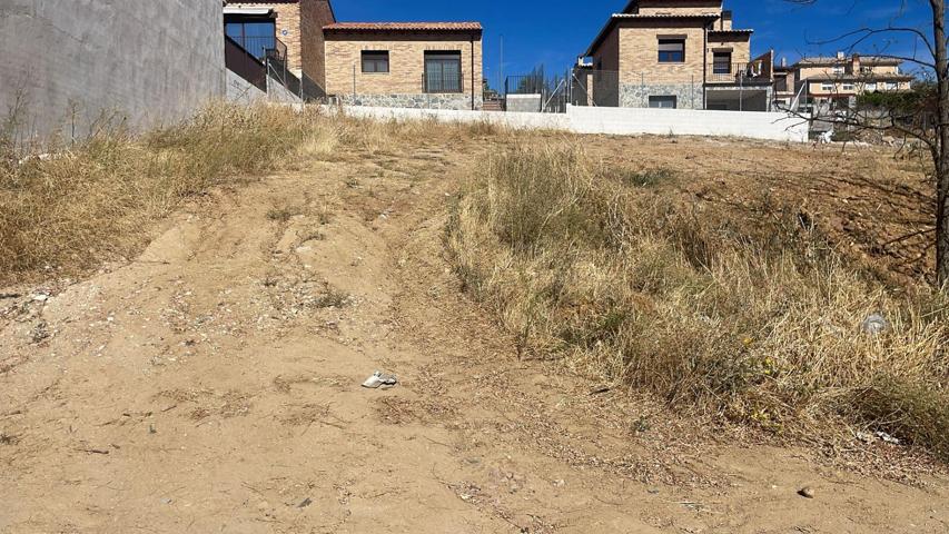 Terreno Urbanizable En venta en Castilla La Mancha, El Casar photo 0