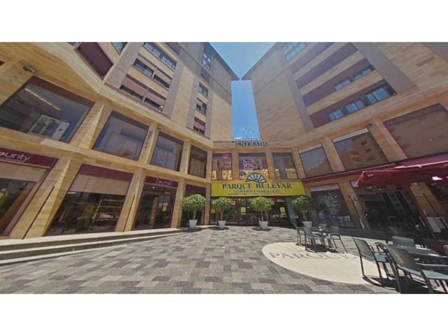 Local en venta en Centro-Zona Calle Castillo photo 0