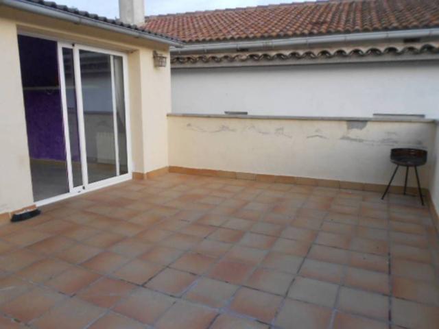 DUPLEX EN VENTA CON TERRAZA 35M2 IDEAL INVERSORES photo 0