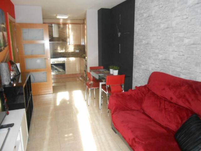 PISO DE VENTA CON PARQUING Y TRASTERO photo 0