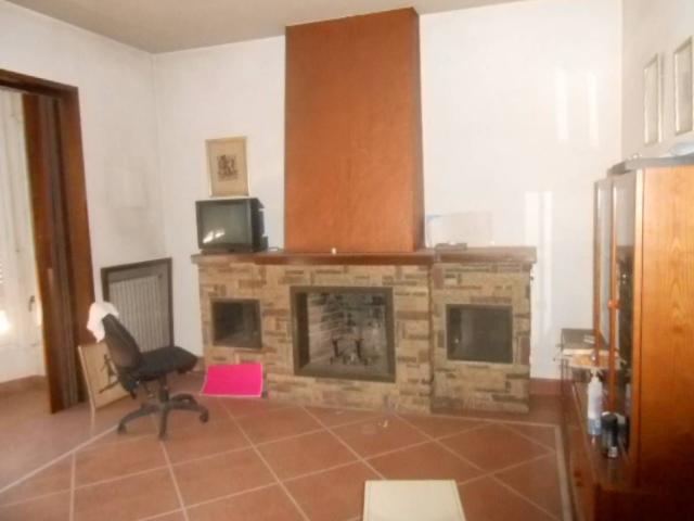 PISO EN VENTA CON PATIO 60M2 photo 0