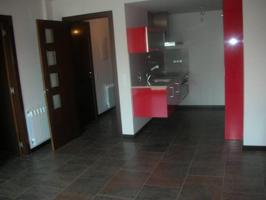 PISO PLANTA BAJA SEMINUEVO DE VENTA CON PARQUING photo 0