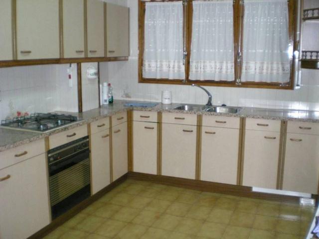 CASA PLANTA BAJA CON PATIO 90M2 Y GARAJE 100M2 EN VENTA photo 0