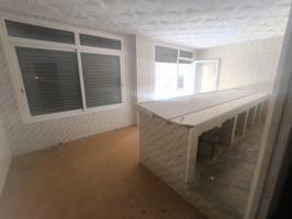 LOCAL COMERCIAL EN VENTA photo 0