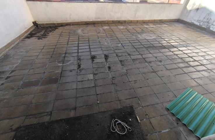 PISO EN VENTA CON TERRAZA photo 0