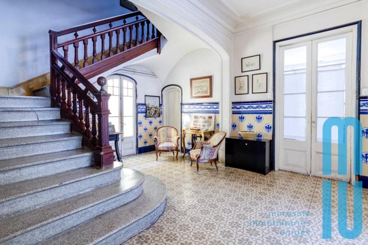 ¡Impresionante Casa Señorial en el Centro de Arenys de Mar! photo 0