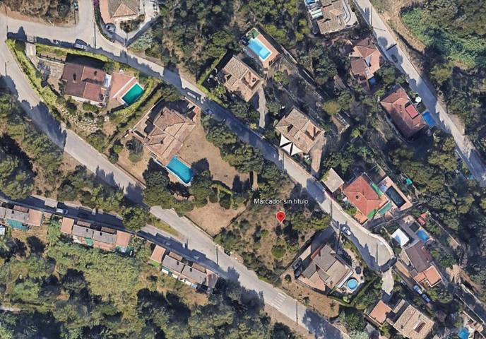 MAGNÍFICA PARCELA EN LA URBANIZACIÓN LA VALL DE SANTA SUSANNA! photo 0