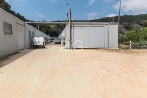 Venta de dos fincas rústicas en Mataró, cerca de la autopista photo 0
