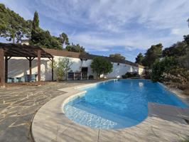 Chalet con piscina en Sant Cebrià photo 0