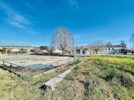 Hotel a reformar, con Equipamiento deportivo y Parcela de 4.471 m² photo 0