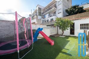 🏡 Casa de pueblo con encanto en pleno centro de Argentona photo 0