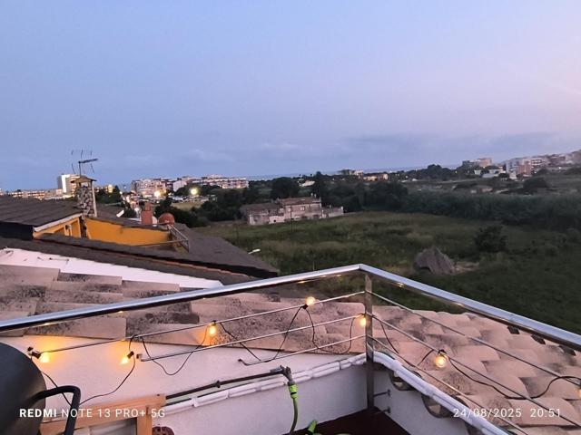 Impresionante Triplex Reformado en el Corazón de Pineda de Mar photo 0