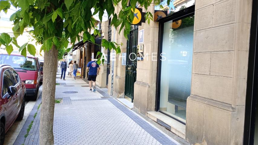 ¡Amplio local en venta en la céntrica calle Aldamar de San Sebastián! photo 0