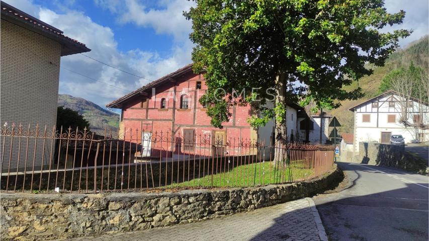 Casa de pueblo en Errezil (Guipúzcoa) photo 0