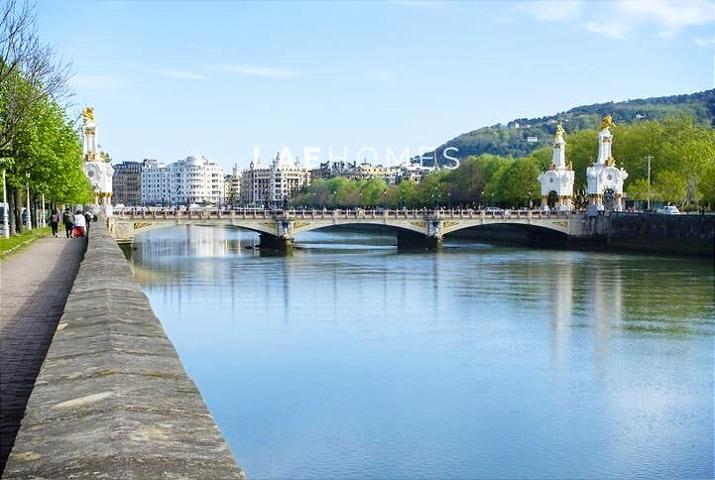 Encanto y confort en el corazón de San Sebastián photo 0