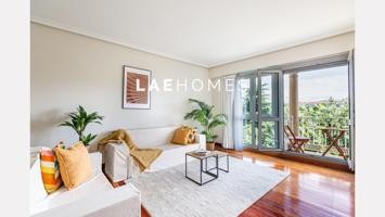 Piso en venta en Amara, Donostia – Luminoso, céntrico y con todos los servicios photo 0