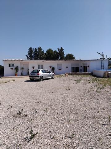 Casa De Campo En venta en Comunidad Valenciana, Carcaixent photo 0