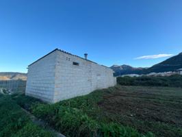 Terreno en Simat de la Valldigna: Gran Oportunidad a Pocos Pasos del Monasterio photo 0