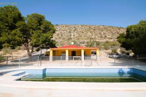 Casa De Campo En venta en Castell Vell, Crevillent photo 0
