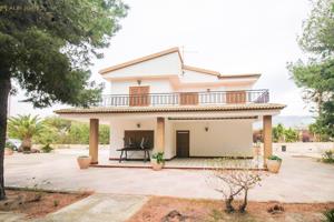 Casa En venta en Trasvase, Crevillent photo 0
