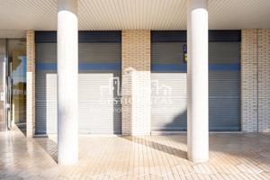 ¡OPORTUNIDAD ÚNICA DE ALQUILER-COMPRAR LOCALES EN 1RA LÍNEA - HORTA DE SANTA MARÍA! photo 0