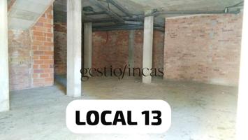 ¡LOCALES COMERCIALES A LA VENTA EN AV. BAIX CAMP! photo 0