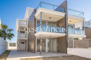 ¡CHALET PAREADO CON 4 HABITACIONES EN LA LLOSA A 10 MINUTOS DE LA PLAYA! photo 0