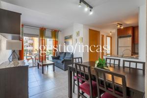 ¡PISO CON 2 HABITACIONES, PARKING Y PISCINA EN EL REGUERAL! photo 0