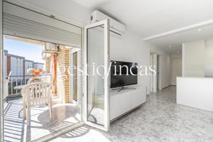 ¡PISO DE 2 HABITACIONES TOTALMENTE REFORMADO EN CAMBRILS! photo 0