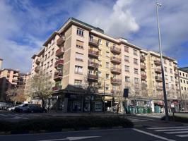 Piso En venta en San Juan, Pamplona photo 0