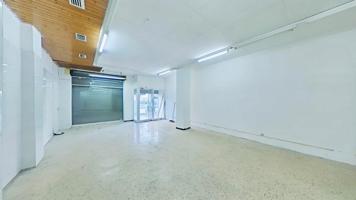Local comercial en General Riera, Palma photo 0
