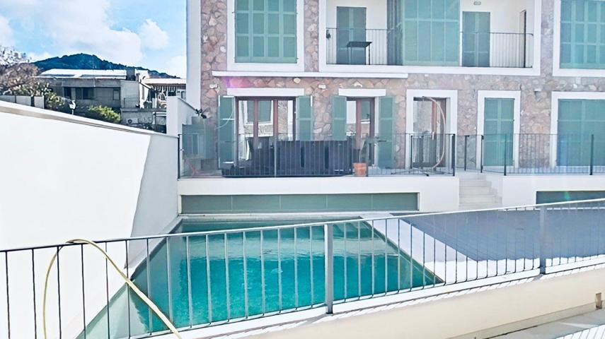 Planta baja con piscina y parking photo 0