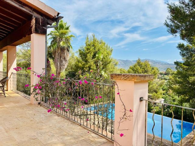 Maravillosa villa con piscina en Esporlas, Mallorca photo 0