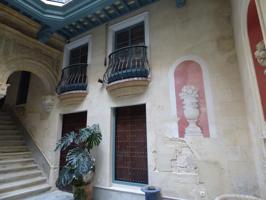 Piso en Casa Palacio en el Corazón de Cádiz: Un Tesoro Histórico Hecho Hogar photo 0