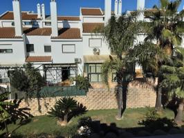 Vive el encanto de El Portil en esta espectacular casa adosada 🏡🌊 photo 0