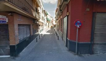 Encanto Sevillano con Patio Privativo en Pleno Casco Antiguo – Reformado y Listo para Entrar a Vivir photo 0