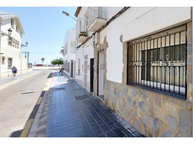 ¡Descubre tu nuevo hogar junto al mar! Este espectacular piso en la mejor zona de la playa de la Malvarrosa, a solo 50 m photo 0