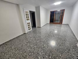 ¡Descubre el hogar de tus sueños en este espectacular piso en alquiler! ! JUNTO A PLAZA ESPAÑA! photo 0