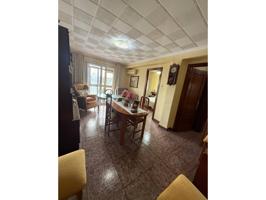 Excelente oportunidad – Piso en venta en Xirivella Luminoso piso en primera altura (sin ascensor), cómodo y con una dis photo 0