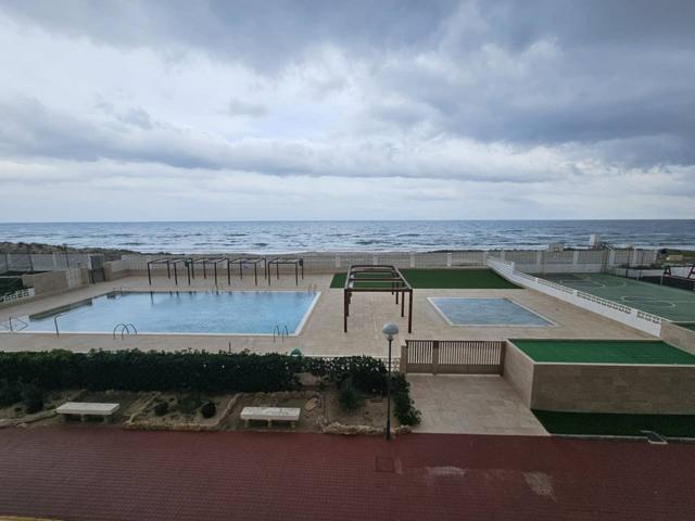 Se vende joya frente al mar – Edificio Mar y Naranjos, Maren de Barraquetes 🌊 Magnífico apartamento en segunda planta photo 0