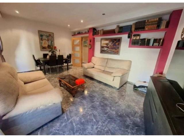 Piso totalmente reformado en 2024 en el barrio de La Torre – muy luminoso y sin pasillos photo 0