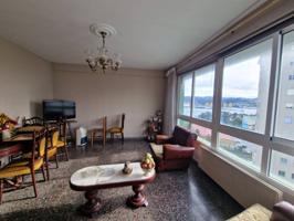 PISO CON ASCENSOR Y VISTAS A LA RIA EN CARANZA photo 0